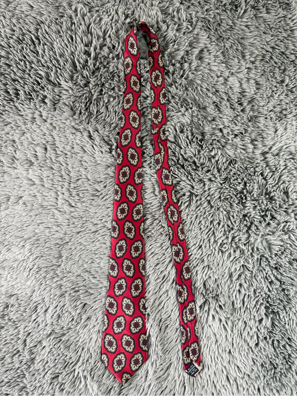 Christian Dior Monsieur Vintage 100% Silk Tie Red Medallion Made Italy